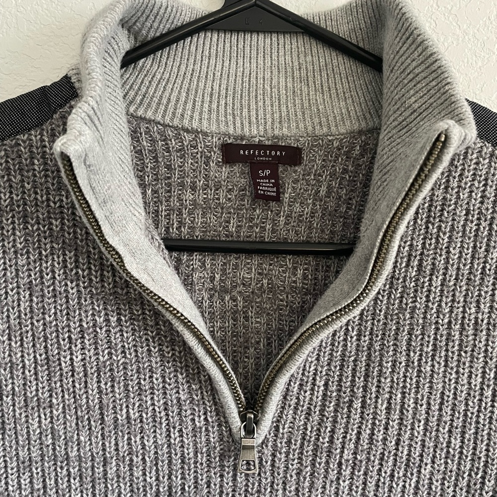 Refectory London Men’s Gray Quarter Zip Pullover Sweater Size Small - Picture 2 of 9